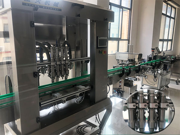 鄭州咖喱醬定量自動灌裝生產線實拍圖